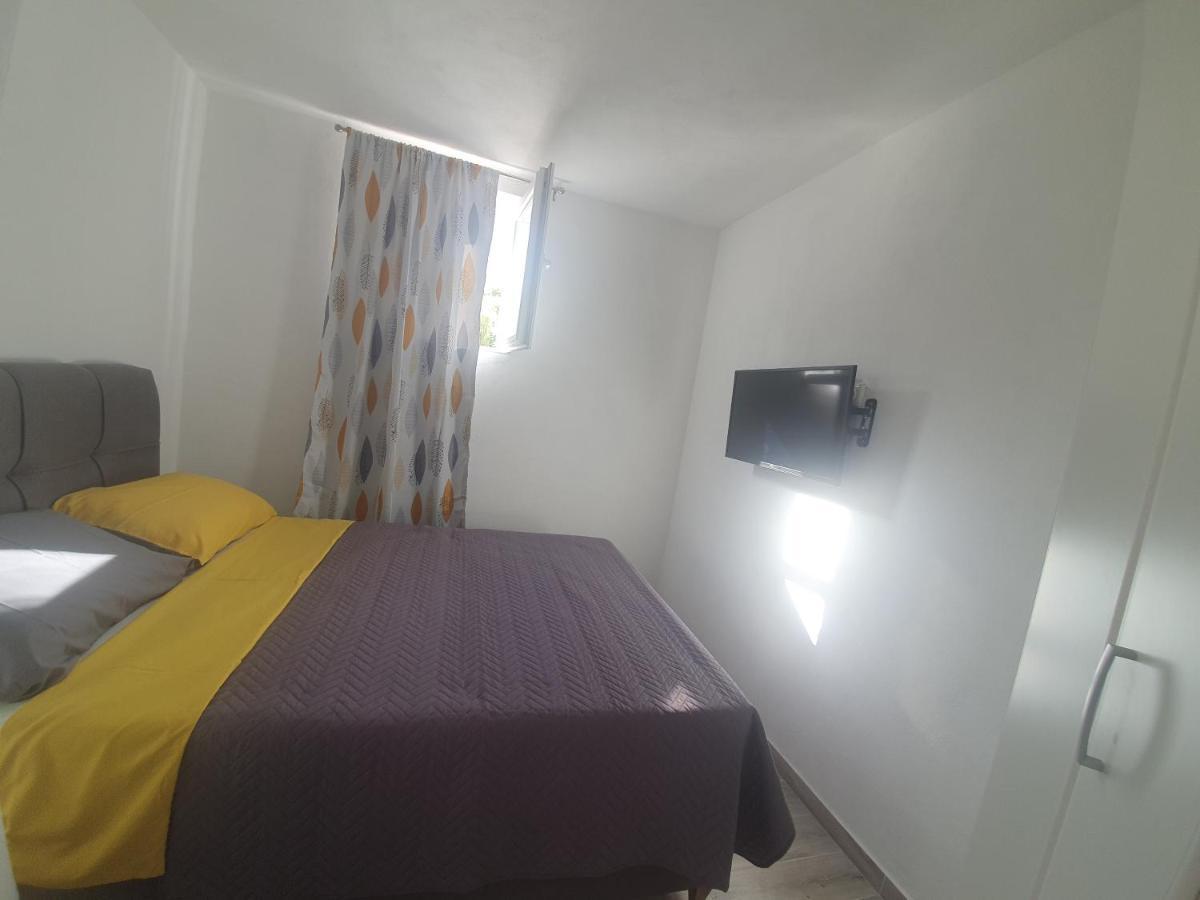 Amama Brodarica (Sibenik-Knin) Exterior foto